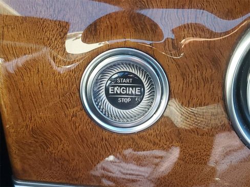 Used 2018 Mercedes-Benz E 300 4MATIC w/ Premium 1 Package image 28