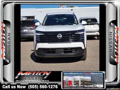 Certified 2025 Nissan Kicks SV image 3