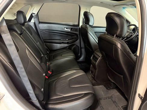Used 2015 Ford Edge Titanium w/ Equipment Group 302A image 18