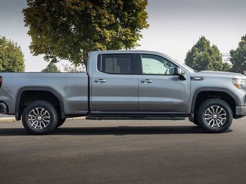 Used 2022 GMC Sierra 1500 AT4 w/ AT4 Preferred Package AWD/4WD image 5