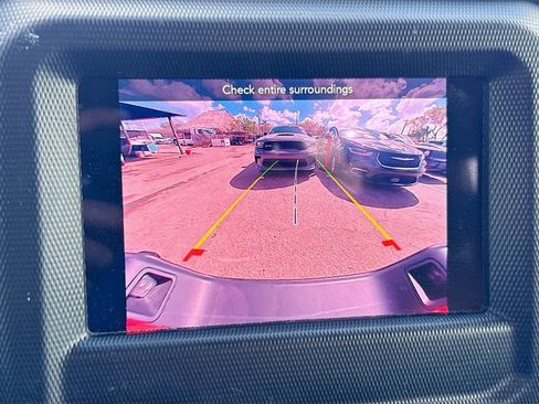 Used 2023 Jeep Gladiator Sport image 15