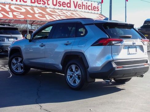 Certified 2022 Toyota RAV4 LE image 9