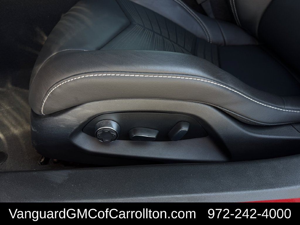 Used 2025 Chevrolet Corvette E-Ray w/ Stealth Interior Trim Package AWD/4WD image 34