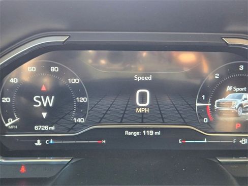 Used 2024 GMC Sierra 1500 AT4 w/ Technology Package image 8