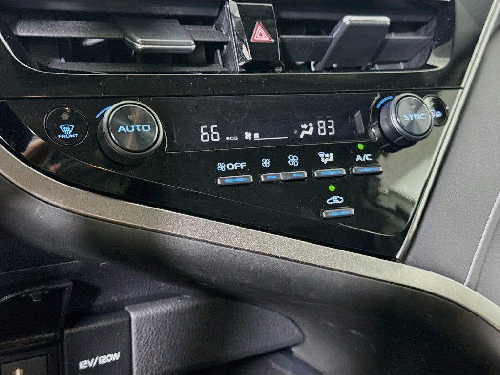 Certified 2024 Toyota Camry SE FWD image 8