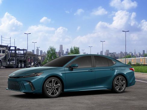 New 2026 Toyota Camry XSE AWD/4WD image 3