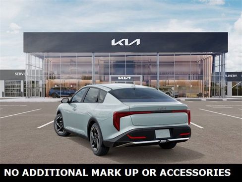 New 2025 Kia K4 EX image 4
