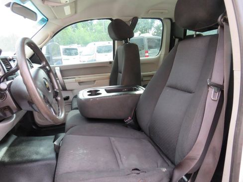 Used 2013 Chevrolet Silverado 2500 W/T image 8