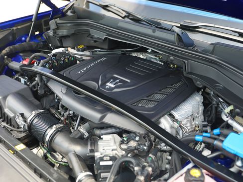 Used 2024 Maserati Grecale GT AWD/4WD image 67