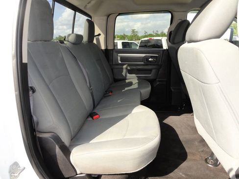 Used 2016 RAM 2500 SLT image 7