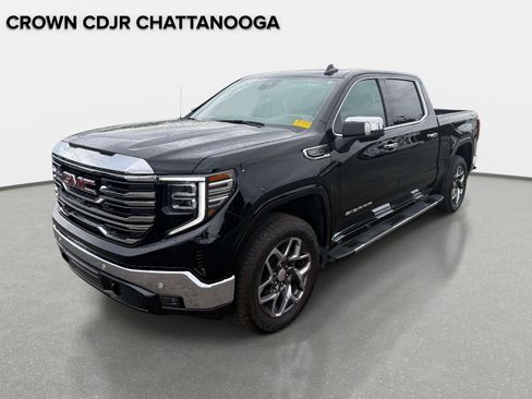 Used 2025 GMC Sierra 1500 SLT w/ SLT Premium Plus Package AWD/4WD image 1