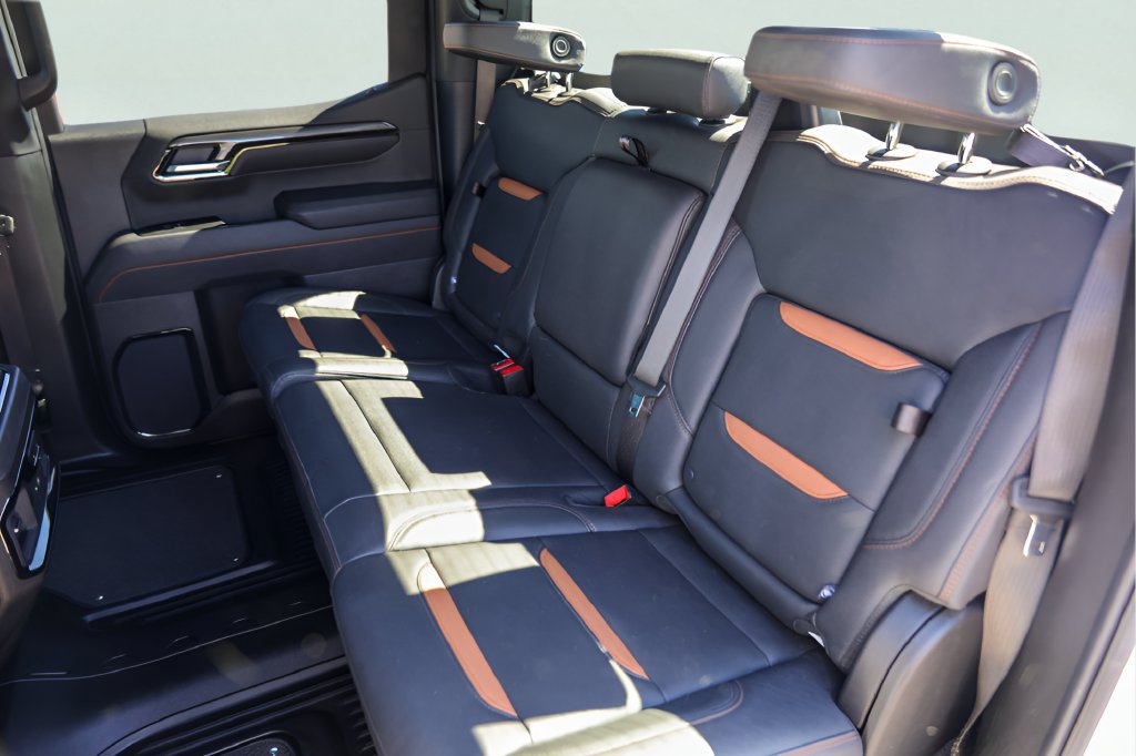 Certified 2025 GMC Sierra 1500 AT4 AWD/4WD image 25