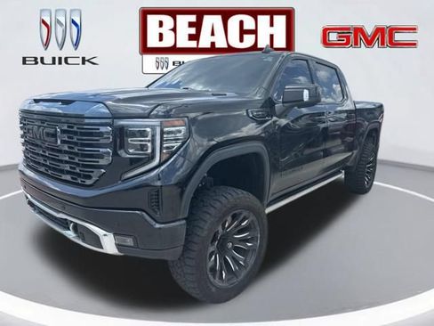 Used 2022 GMC Sierra 1500 Denali Ultimate AWD/4WD image 7