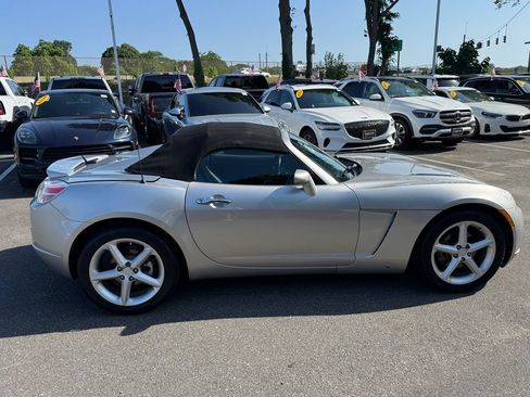 Used 2008 Saturn Sky w/ Premium Trim Package RWD image 3
