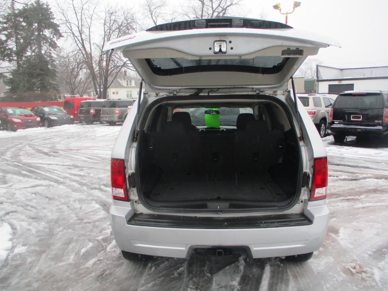 Used 2008 Jeep Grand Cherokee Laredo AWD/4WD image 5