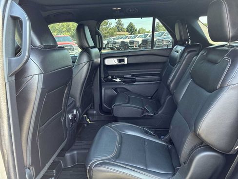 Used 2022 Ford Explorer ST w/ ST Street Pack AWD/4WD image 25