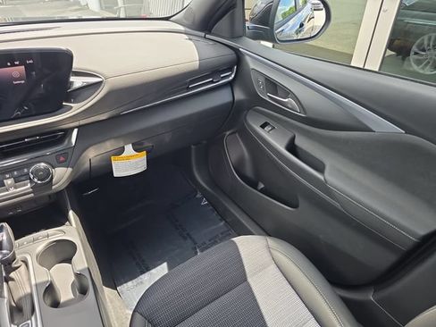 New 2026 Buick Envista Preferred w/ Convenience I Package FWD image 14