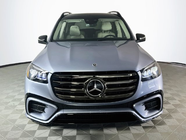 New 2026 Mercedes-Benz GLS 450 4MATIC image 2