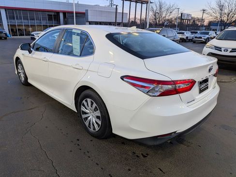 Certified 2020 Toyota Camry LE w/ Fleet Convenience Package image 5