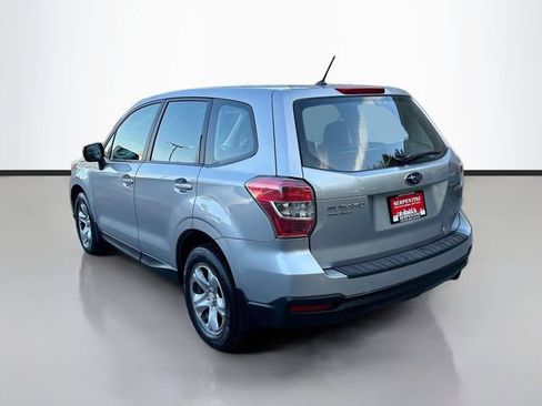 Used 2014 Subaru Forester 2.5i AWD/4WD image 8
