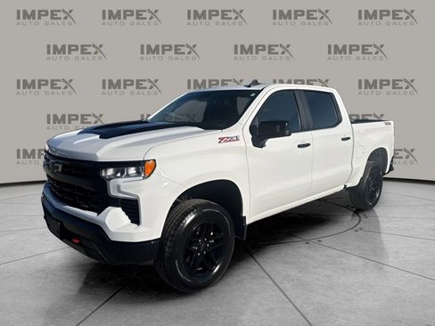 Used 2023 Chevrolet Silverado 1500 LT Trail Boss w/ Convenience Package II image 1