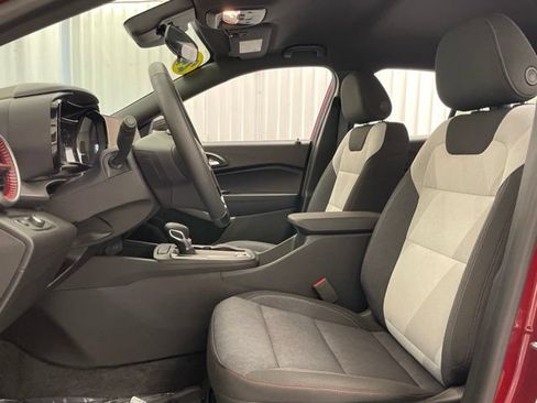 Used 2024 Chevrolet Trax RS w/ Driver Confidence Package FWD image 12