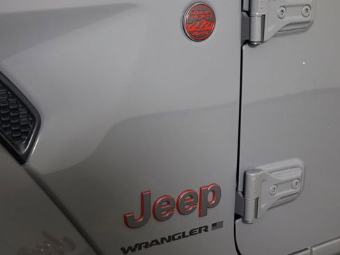 Used 2023 Jeep Wrangler Unlimited Rubicon w/ LED Lighting Group image 42