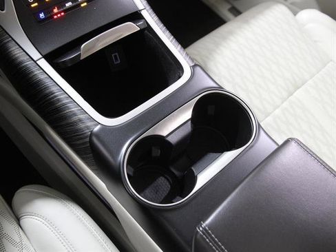 Used 2019 Lincoln Nautilus Black Label image 17