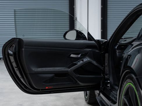 Used 2019 Porsche 911 GT3 RS RWD image 24
