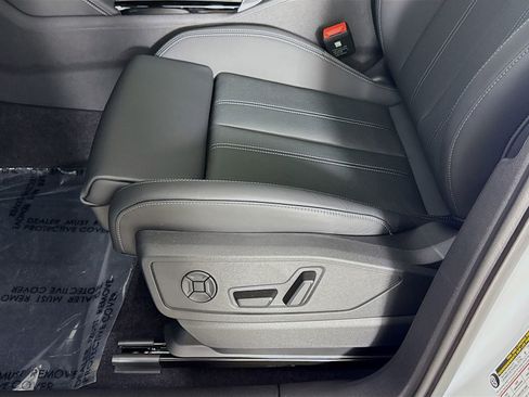 New 2025 Audi Q5 Premium Plus image 19