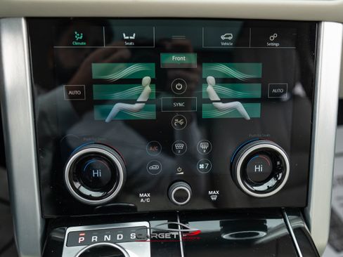 Used 2020 Land Rover Range Rover Long Wheelbase HSE image 36