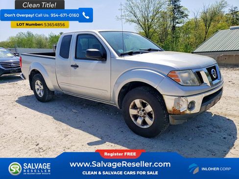 Used 2010 Nissan Frontier SE w/ SE Value Truck Pkg AWD/4WD image 5