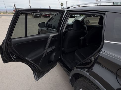 Used 2017 Toyota RAV4 LE w/ All Weather Liner Package AWD/4WD image 7