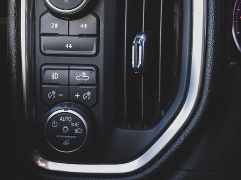 Used 2020 Chevrolet Silverado 2500 LT w/ All Star Edition image 10