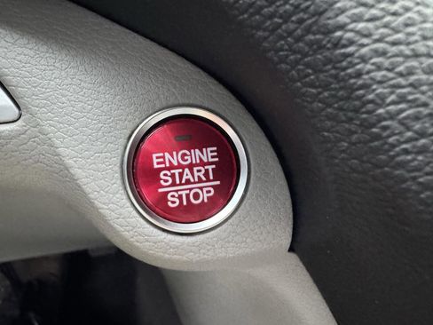 Used 2018 Acura TLX V6 image 31