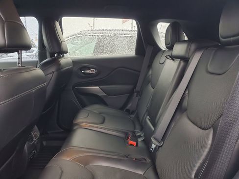 Used 2019 Jeep Cherokee High Altitude image 31