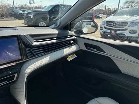 New 2026 Toyota Camry XLE AWD/4WD image 26