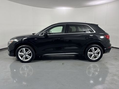 Used 2022 Audi Q3 2.0T Premium Plus w/ Premium Plus Package AWD/4WD image 29