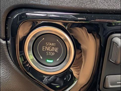 New 2026 Chevrolet Silverado 1500 LT w/ All Star Edition Plus AWD/4WD image 8