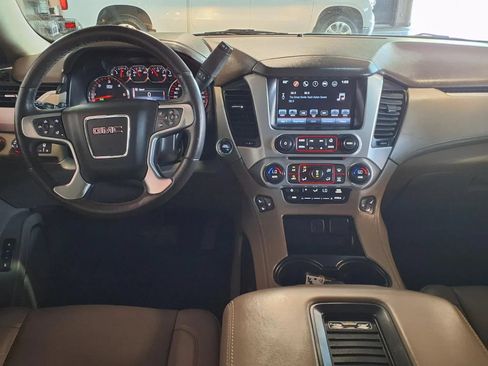 Used 2016 GMC Yukon SLT w/ Open Road Package AWD/4WD image 18