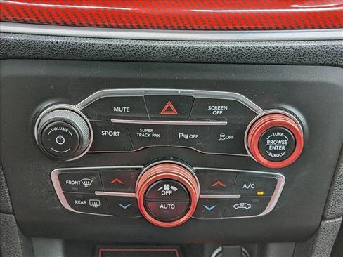 Used 2019 Dodge Charger R/T image 14