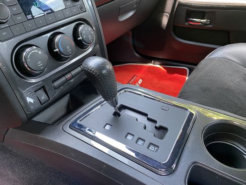 Used 2009 Dodge Challenger SRT8 w/ SRT Option Group II RWD image 28