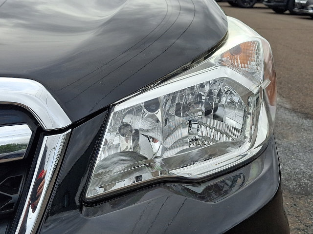 Used 2015 Subaru Forester 2.5i AWD/4WD image 9