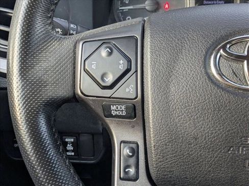 Used 2021 Toyota Tacoma TRD Sport w/ Technology Package AWD/4WD image 4