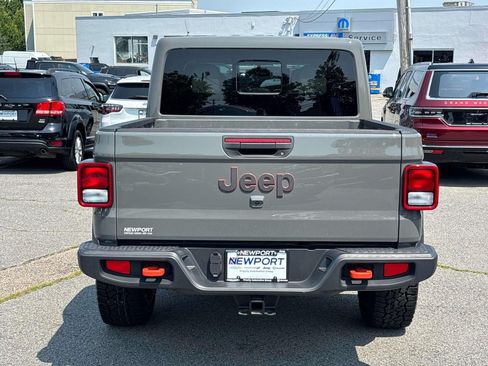 Used 2022 Jeep Gladiator Mojave w/ Cold Weather Group AWD/4WD image 4