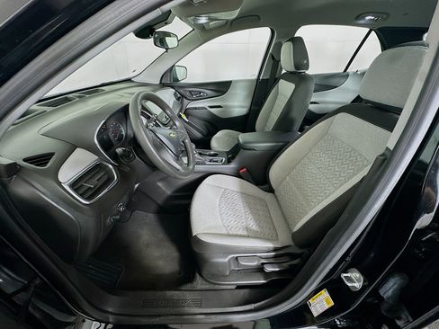 Used 2024 Chevrolet Equinox LS FWD image 13
