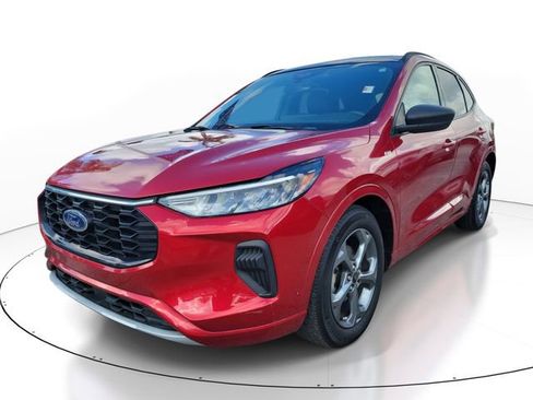 Used 2023 Ford Escape ST-Line w/ Tech Pack #1 FWD image 4