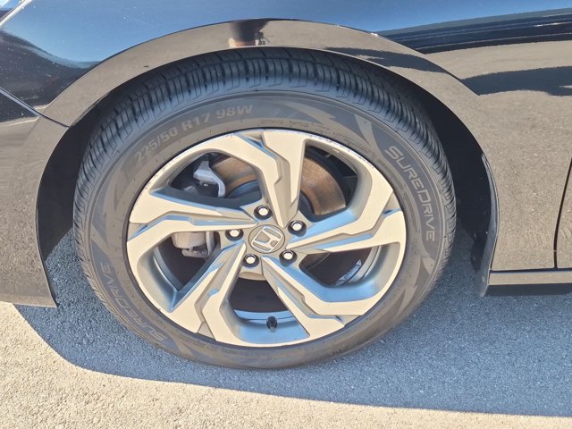 Used 2018 Honda Accord EX image 22