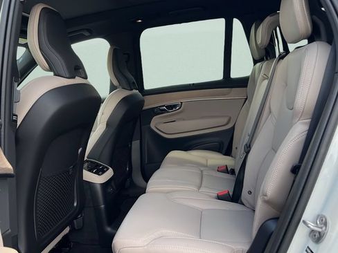 New 2026 Volvo XC90 T8 Ultra w/ Protection Package Premier AWD/4WD image 12