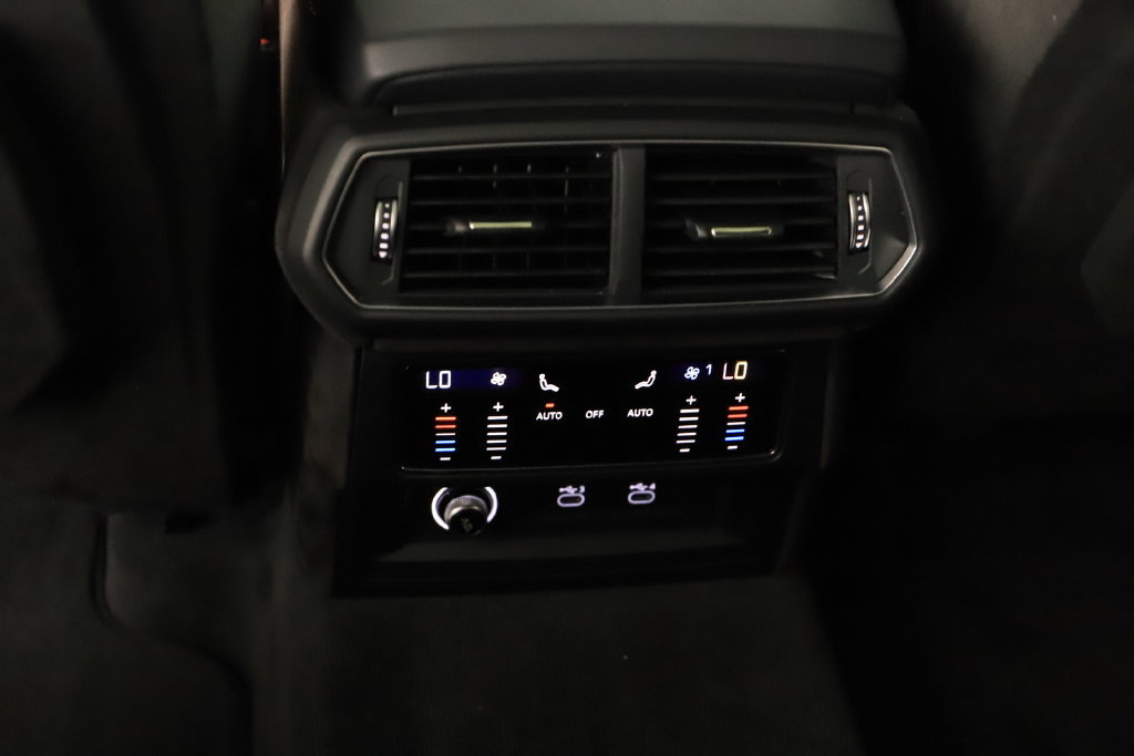 Used 2023 Lamborghini Urus S AWD/4WD image 23